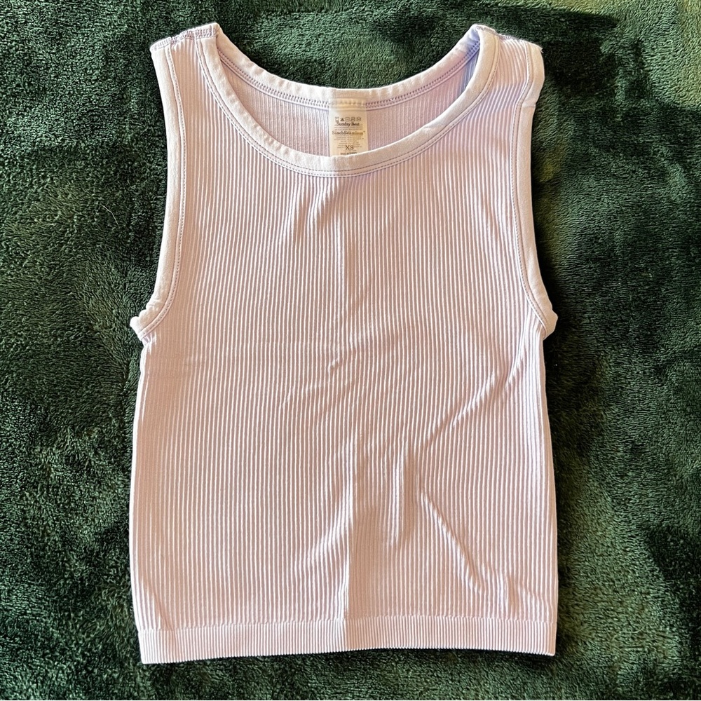Aritzia Sunday Best Seamless Crop Tank Top in Lavender size XS